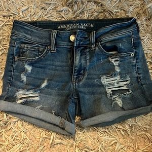 American Eagle super stretch ripped jean shorts size 4!